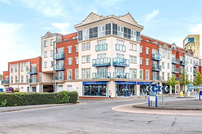 2 Bedroom Apartment To Rent In Woking, GU21