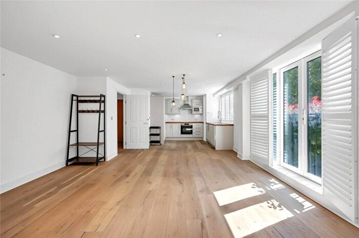 2 Bedroom Apartment To Rent In Banner Street, EC1Y