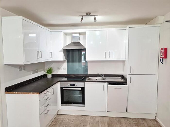 2 Bedroom Flat To Rent In Rooms Available At The Forum, Tiverton Way, Cambridge, CB1