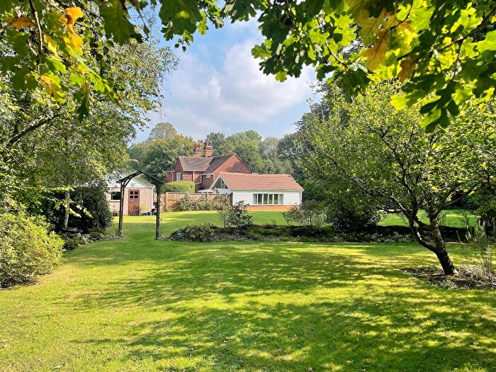 6 Bedroom Detached House For Sale In Blackhorse Road, Hook Heath, Woking, GU22