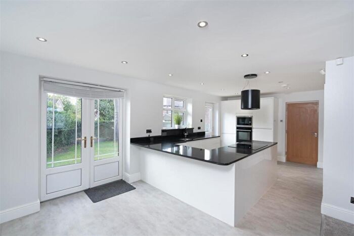 4 Bedroom Detached House For Sale In Sycamore Villa, Knightsway, Whitkirk, Leeds, LS15