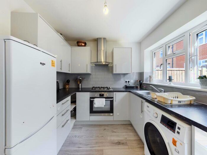 3 Bedroom House To Rent In Westdale Road, SE18