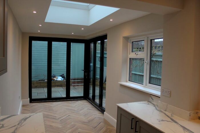 2 Bedroom End Of Terrace House To Rent In Coronation Villas, Aylesbury, Buckinghamshire, HP21