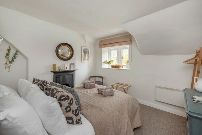 2 Bedroom Cottage To Rent In School Place, Claverton, Bath, BA2