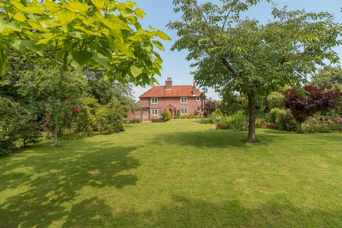 3 Bedroom Detached House For Sale In Chapel Lane, Rhodes Minnis, Canterbury, Kent, CT4