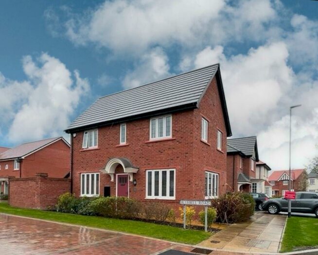 3 Bedroom House To Rent In Bluebell Road, Holmes Chapel, CW4