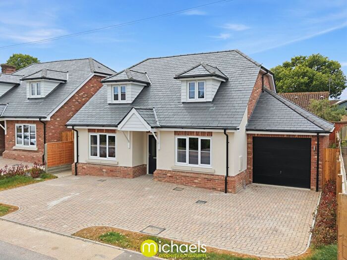 4 Bedroom Detached House For Sale In Ipswich Road, Holbrook, Ipswich, IP9
