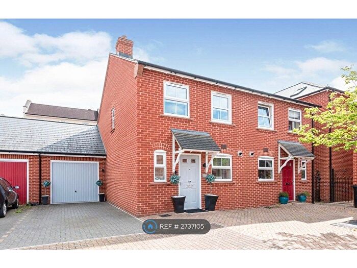 2 Bedroom Semi Detached House To Rent In Eling Crescent, Sherfield-On-Loddon, Hook, RG27