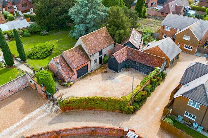 2 Bedroom Detached House For Sale In Station Road, Harlington, LU5