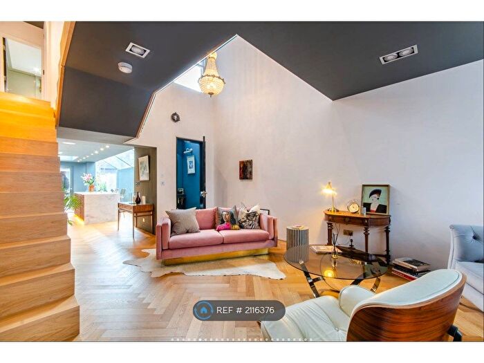 3 Bedroom Terraced House To Rent In London, London, NW10