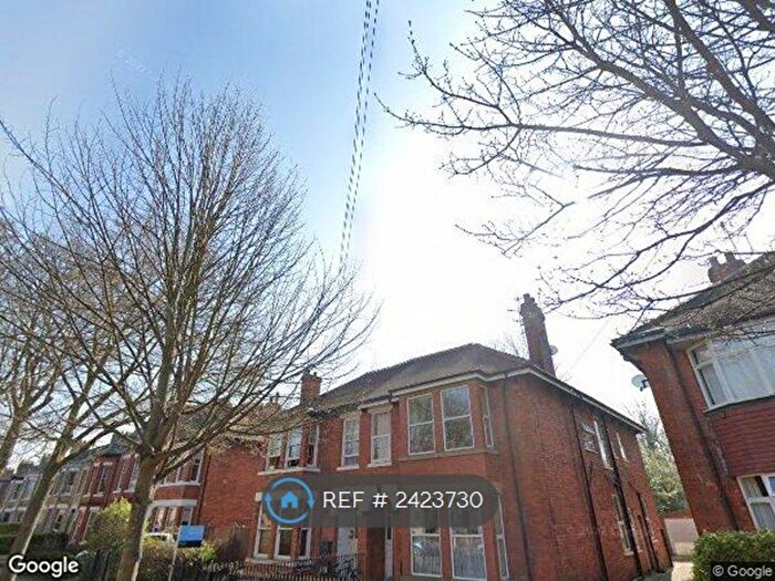 1 Bedroom Flat To Rent In Park Ave, Hull, HU5