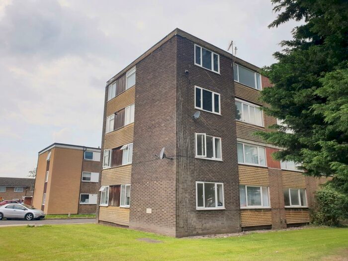 1 Bedroom Flat To Rent In Southside -, HP21