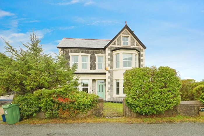 6 Bedroom Detached House For Sale In Lon Garmon, Abersoch, Gwynedd, LL53