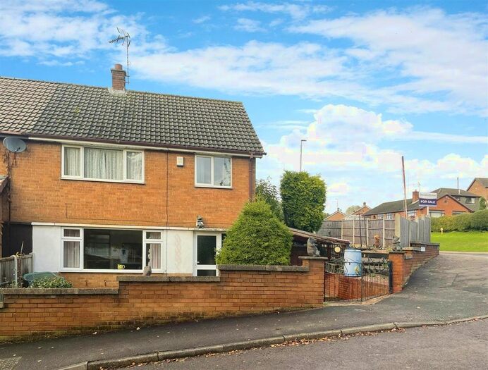 3 Bedroom Semi-Detached House For Sale In Kirton Court, Kirton, Newark, NG22