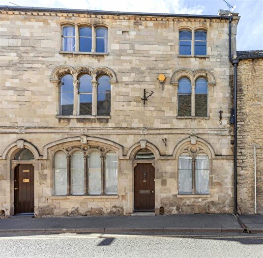 3 Bedroom Town House For Sale In Fairford, Gloucestershire, GL7