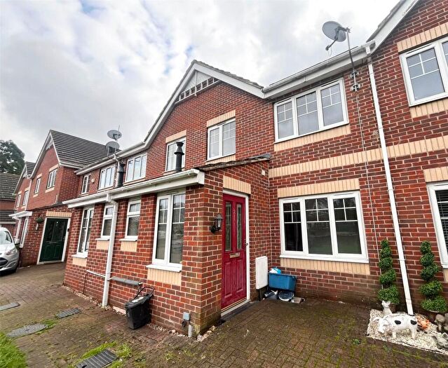 2 Bedroom Terraced House To Rent In Boxalls Lane, Aldershot, Hampshire, GU11