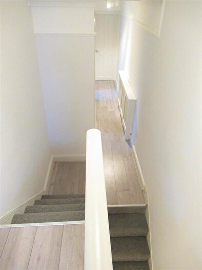 2 Bedroom Apartment To Rent In Hazelwood Road, Walthamstow, E17