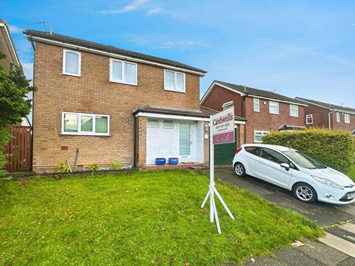 3 Bedroom Detached House For Sale In Salisbury Avenue, Heywood, OL10