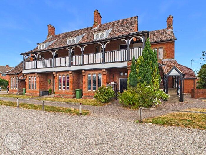 1 Bedroom Flat For Sale In St. Charles Court, Hereford, HR2