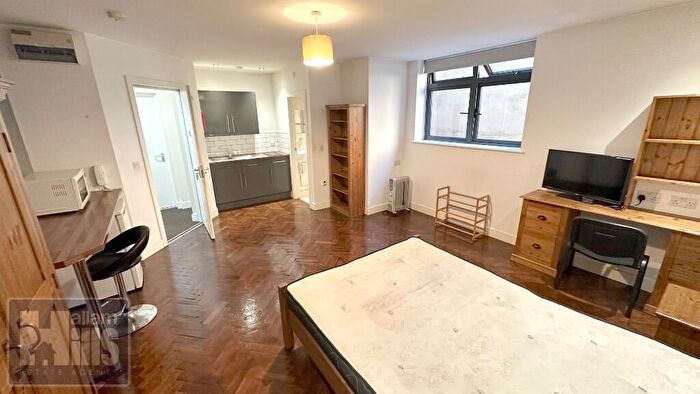 Studio To Rent In Commercial Street, Sheffield, S1
