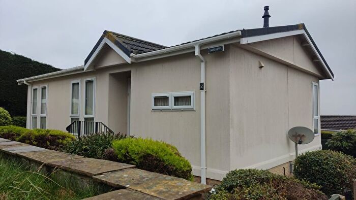 2 Bedroom Park Home For Sale In Walton Bay, Walton-In-Gordano, BS21