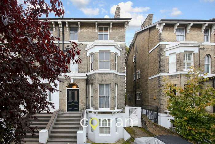 1 Bedroom Apartment To Rent In Vanbrugh Park, Blackheath, SE3