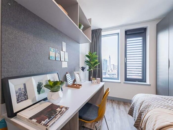 1 Bedroom Flat To Rent In Lancaster Street, Birmingham, B4