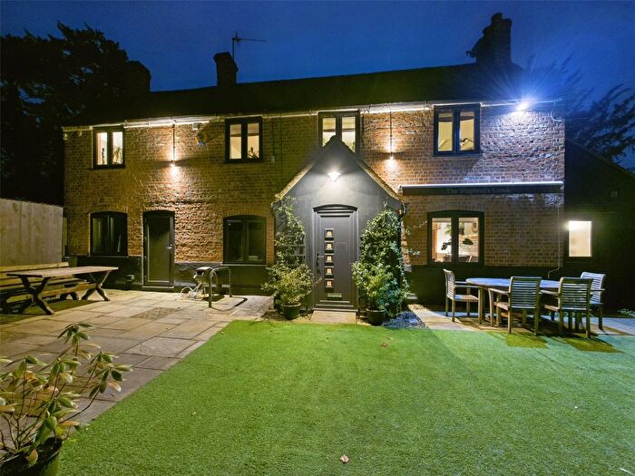 4 Bedroom Detached House For Sale In Crowell, Chinnor, Oxfordshire, OX39