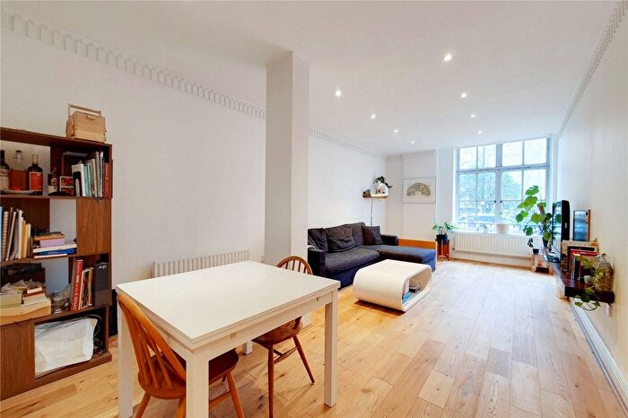 2 Bedroom Flat To Rent In Russell Square, Bloomsbury, London, WC1B
