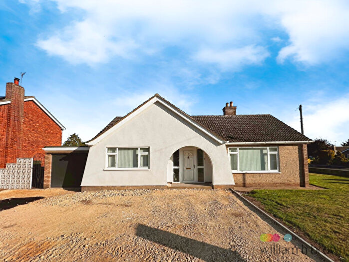 2 Bedroom Detached Bungalow To Rent In Oak Avenue, Dunholme, Lincoln, LN2