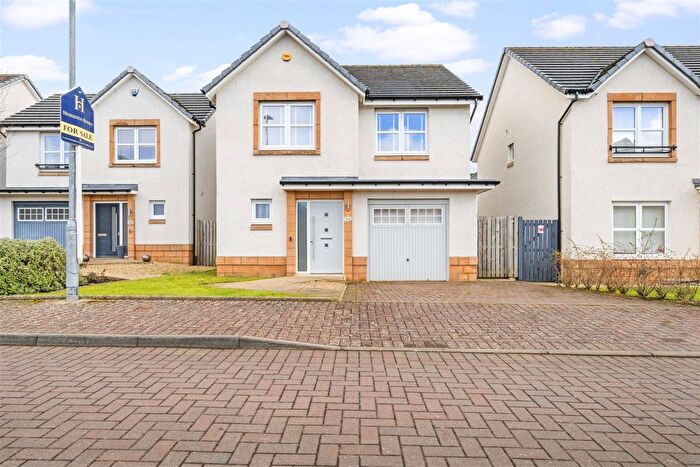 4 Bedroom Detached House For Sale In Archerfield Crescent, Newarthill, Motherwell, ML1