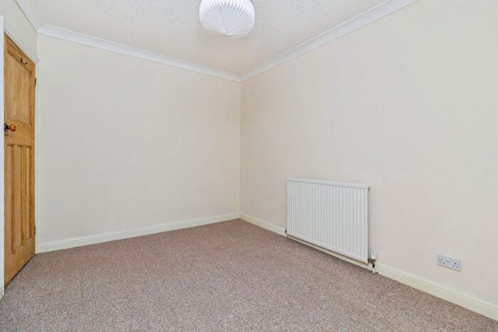 2 Bedroom Semi-Detached Bungalow For Sale In Carlton Drive, Preston, Paignton, TQ3