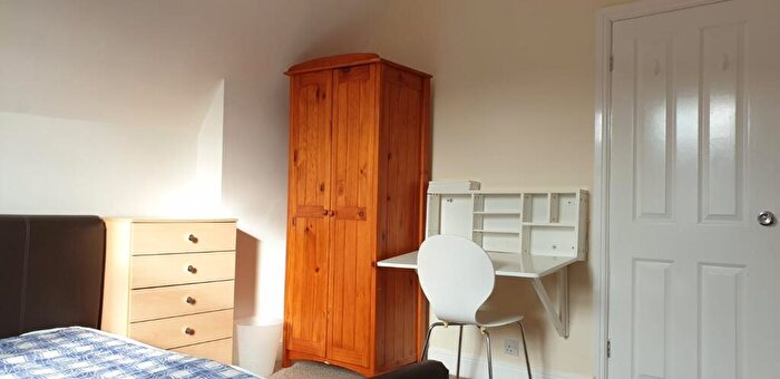 5 Bedroom Terraced House To Rent In Arboretum Avenue, LN2