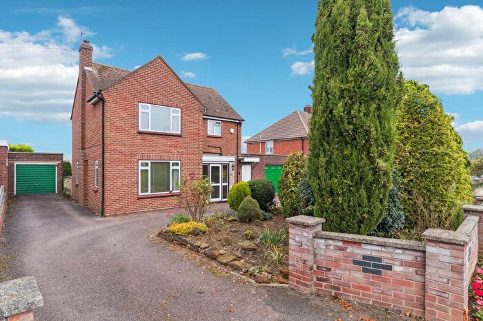 3 Bedroom Detached House For Sale In The Grove, Houghton Conquest, MK45
