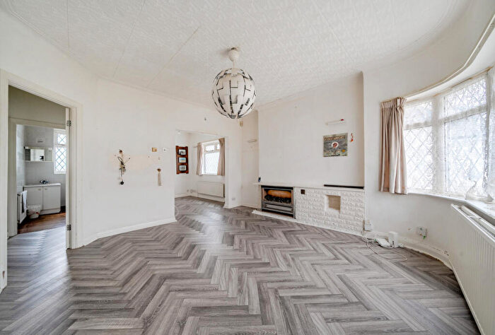 2 Bedroom Bungalow For Sale In Blair Avenue, London, NW9