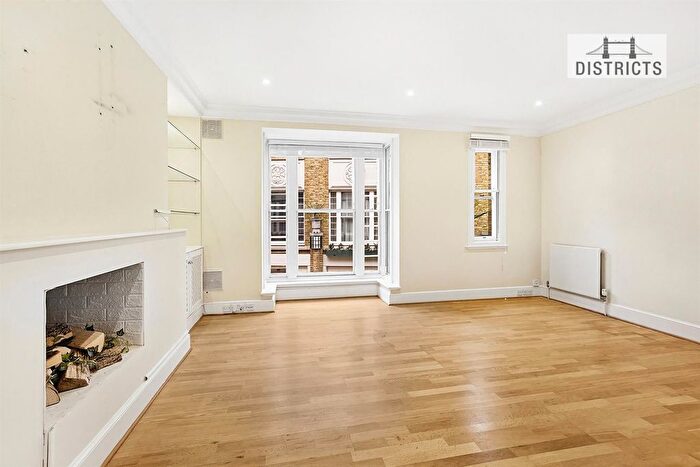 3 Bedroom Town House To Rent In Charles Ii Place, London, SW3