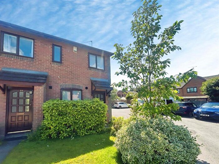 2 Bedroom House To Rent In Beck Road, Madeley, CW3