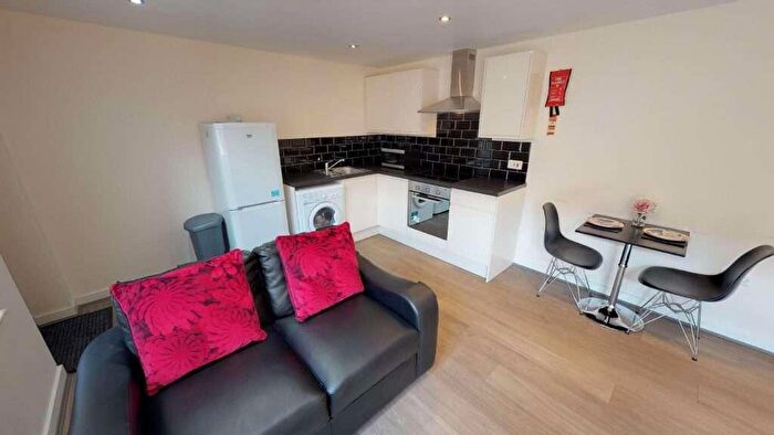 2 Bedroom Flat To Rent In Flat, Shaw Works, Garden Street, S1