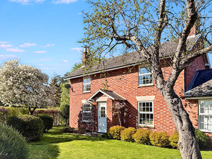 3 Bedroom Detached House For Sale In The Corner House, Brinkhill, Louth, LN11