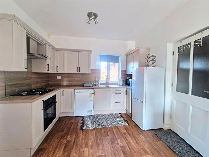 2 Bedroom Flat For Sale In Huddlestones Wharf, Newark, NG24