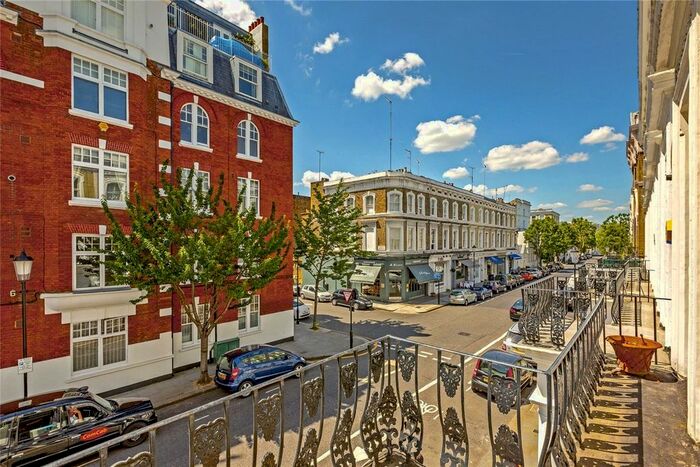 2 Bedroom Flat To Rent In Hollywood Road, London, SW10