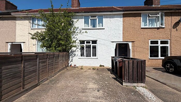 2 Bedroom Terraced House To Rent In Osborne Square, Dagenham, RM9