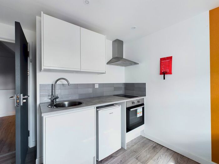 Studio To Rent In Newport Road, Burgess Hill, RH15