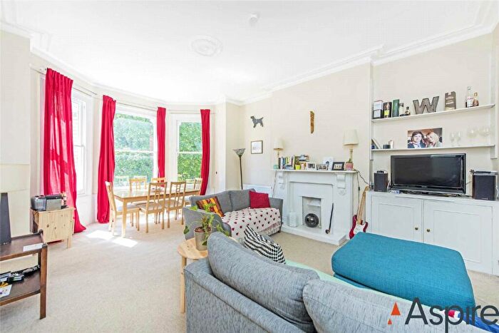 1 Bedroom Flat To Rent In Nightingale Lane, London, SW12