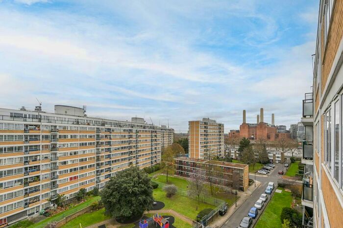 2 Bedroom Flat To Rent In Churchill Gardens, Pimlico, London, SW1V