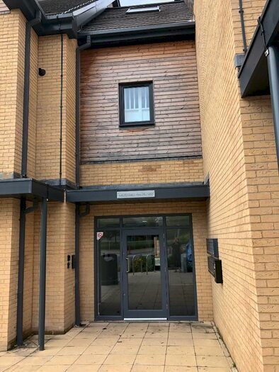 2 Bedroom Apartment To Rent In Andover, Hampshire, SP11