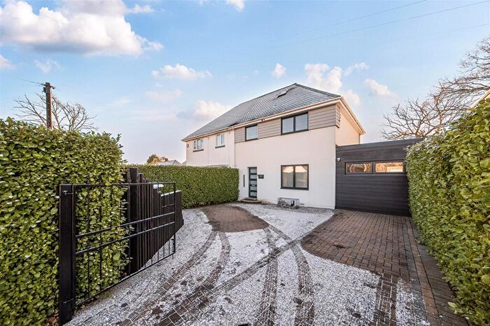 3 Bedroom Semi Detached House For Sale In Gudge Heath Lane, Fareham, Hampshire, PO15