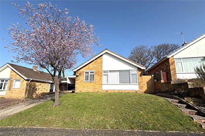 2 Bedroom Bungalow For Sale In Headley, Hampshire, GU35