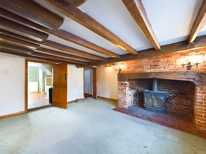 3 Bedroom Terraced House For Sale In Marlow Road, Bisham, Marlow, Berkshire, SL7