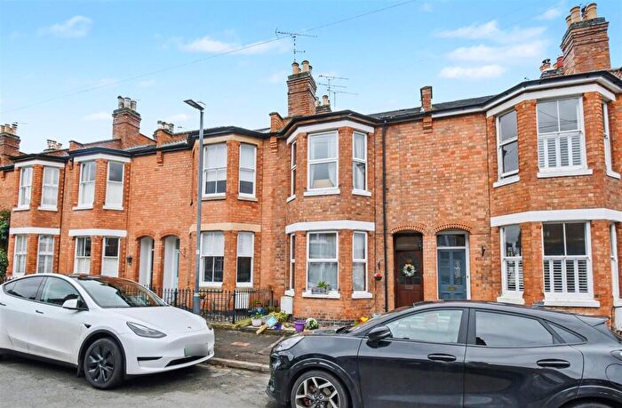 4 Bedroom Terraced House For Sale In Brownlow Street, Leamington Spa, CV32